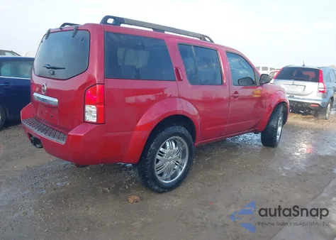 2010 Nissan Pathfinder S z USA, uszkodzony, nr VIN 5N1AR1NB3AC612912